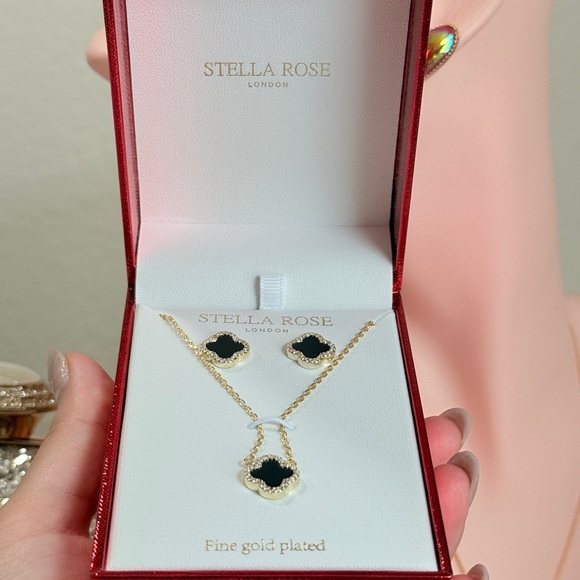 Chic Gold Plated and Black Enamel SET - Picture 3 of 7